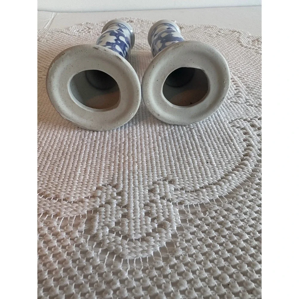 Unbranded vintage pair